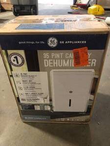 GE 35 pt. Dehumidifier with Smart Dry for Bedroom, Basement or Very Damp Rooms up to 3000 sq. ft. in White,   Customer Returns See Pictures