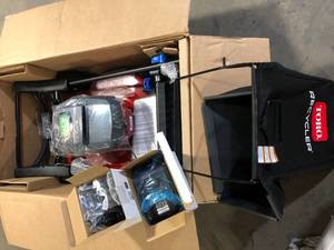Toro 60V Max 22 in. Recycler wPersonal Pace & SmartStow Lawn Mower Customer Returns See Pictures