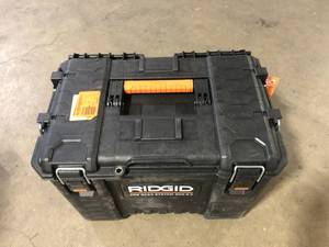 RIDGID 2.0 Pro Gear System 22 in. XL Tool Box Storage Customer Returns See Pictures