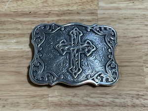 lot 34 image: Cross Belt Buckle