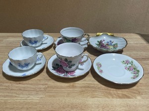lot 105 image: Bone China (see pics)