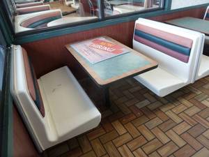 lot 7 image: Booth Set #7