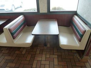 lot 9 image: Booth Set #9