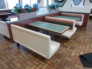 lot 13 image: Booth Set # 13 Center Front