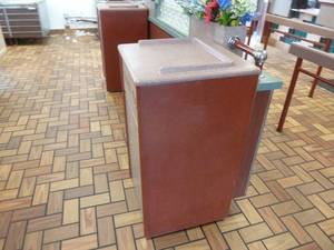 lot 14 image: Garbage Dispenser