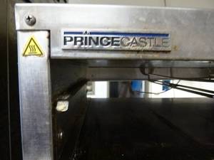 lot 29 image: Prince Castle Sandwich Holding Bin