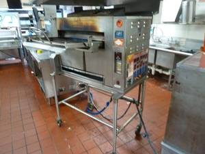 lot 36 image: Duke Burger King Broiler