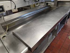 lot 67 image: Sandwich Prep Station