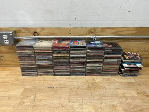 lot 68 image: Lot of CDs