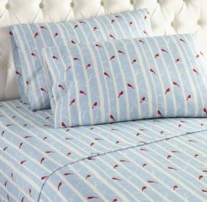 lot 43 image: SHAVEL HOME PRODUCTS Micro Flannel Sheet Set, Twin, Cardinal Blue