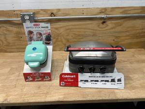 lot 112 image: Waffle Stick Maker and Griddle- Display models