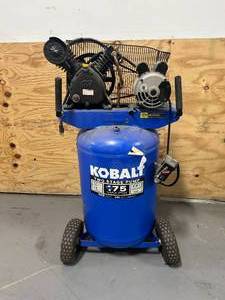 lot 121 image: KOBALT 30 Gallon Air Compressor