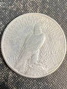 1922-S US PEACE SILVER DOLLAR