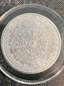 1 TROY OZ .999 FINE SILVER ROUND IN AIRTITE