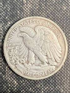 1942-S US WALKING LIBERTY HALF DOLLAR