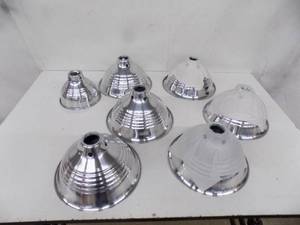 lot 112 image: 7 - alum Light Reflectors 8 - 6