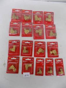 lot 214 image: 17 - Male Elbow Adaptor