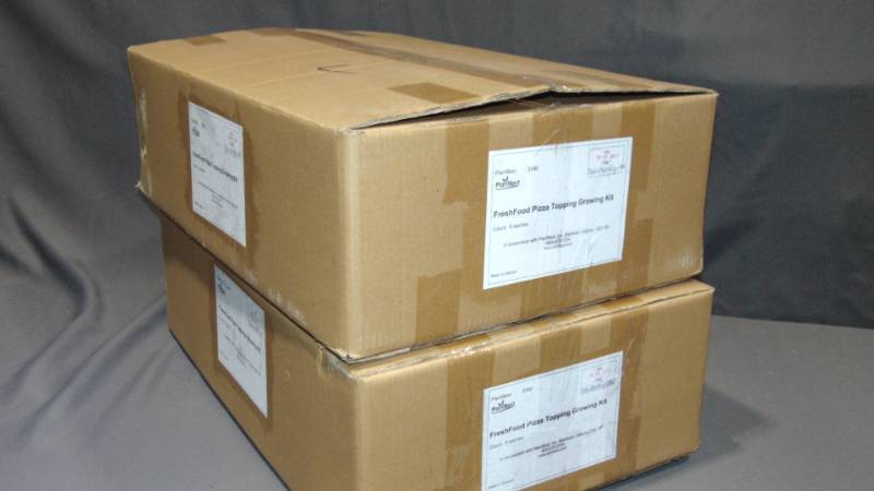lot 48 image: Plant Best Fresh Food Pizza Topping Growing Kits - 2 Cases of 6