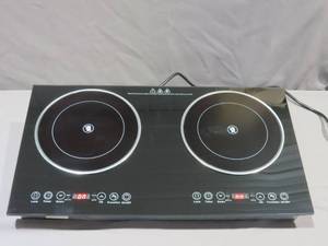 lot 8 image: 26 12 Electric Ceramic Cooktop