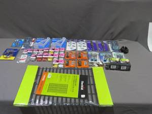 lot 85 image: Mixed Lot of Hardware and Grilling Supplies
