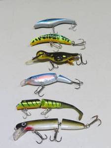 lot 64 image: Mixed Lot of MuskieNorthern Lures (6)