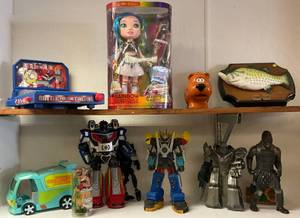 Misc. Vintage Toys Including Robots & More