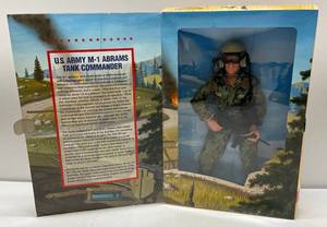 1996 Hasbro G.I. Joe Classic Collection U.S. Army Tank Commander (NIB) Box Beat Up