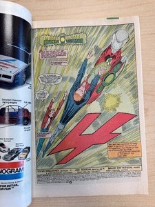 lot 55 image: Green Lantern Special Cross - Over 1985