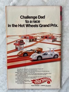 lot 344 image: Set of 4 Comics Star Trek, Chili, Peanuts