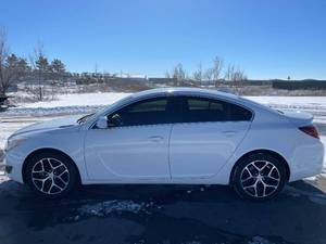 2017 Buick Regal Sport Touring - 2 OWNERS - 96,167 MILES