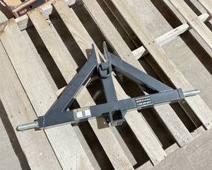 lot 105 image: 3-Point Quick Hitch Attachment