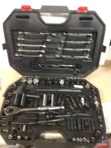 lot 35 image: Husky 14 in., 38 in. and 12 in. Drive 100-Position Universal SAE and Metric Mechanics Tool Set (105-Piece) Missing Pieces Customer Returns See Pictures