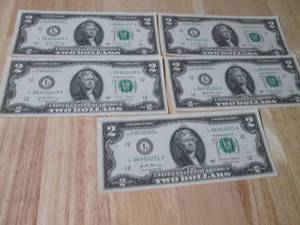 5 Uncirculated Sequentially Numbered $2.00 Bills