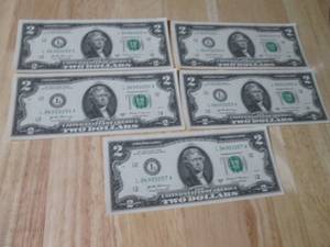 5 Uncirculated Sequentially Numbered $2.00 Bills