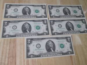 5 Uncirculated Sequentially Numbered $2.00 Bills