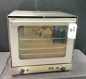 lot 20 image: Cadco UNOX Countertop Convection Oven