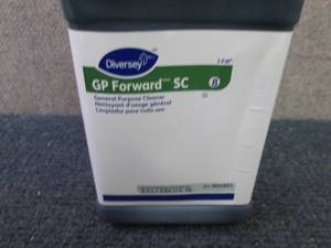 lot 17 image: 2- 2.5 L Diversey GP Forward SC Gen...