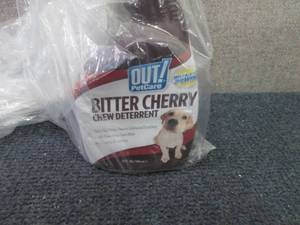 lot 36 image: 32 oz Bitter Cherry Chew Detergent...