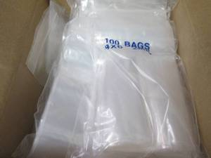 lot 102 image: 700 Uline 4x6 Reclosable Plastic Ba...