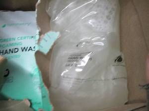 lot 104 image: 5-1250 ml Symmetry Greeen Certified...