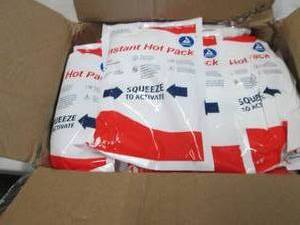 lot 118 image: 24- 5x9 inch Instant Hot Packs...