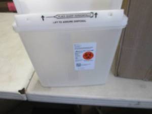 lot 123 image: 5 qt Sharp Containers...
