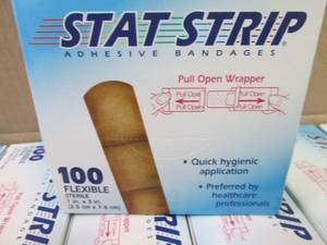 lot 128 image: Case of 12-100ct Stat Strips 1x3 in...