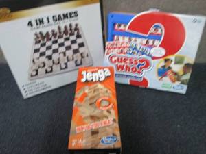 lot 137 image: 4 in 1 Games, Jenga, Guess Who...