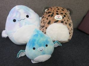 lot 157 image: 3 Squishmallows...