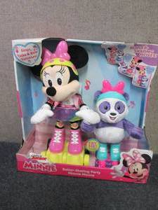lot 158 image: Roller Skating Minnie Mouse...