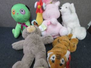lot 205 image: 6 Assorted Plush...