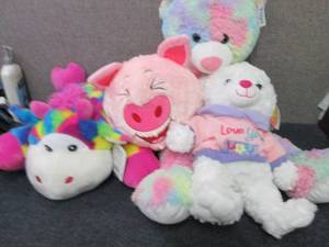 lot 230 image: 4 Assorted Plush...