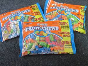lot 406 image: 3- 18 oz Tootsie Fruit Chews...