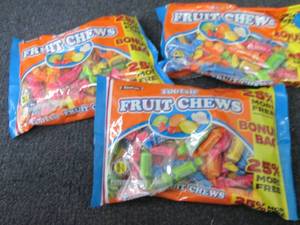 lot 415 image: 3- 18 oz Tootsie Fruit Chews...